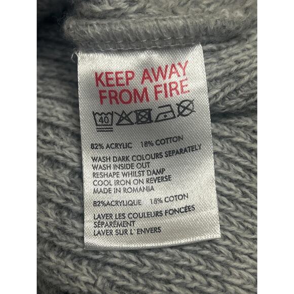 UO Urban Outfitters Gray Long Sleeve Knit Crop Sweater Size XS Extra Small - Picture 8 of 9